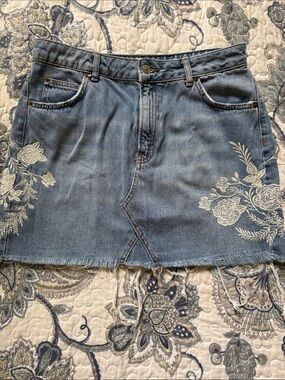 Denim Mini Skirt with White Floral Embroidery top shop 8